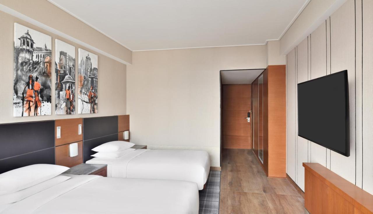Twin Room with Pool View
